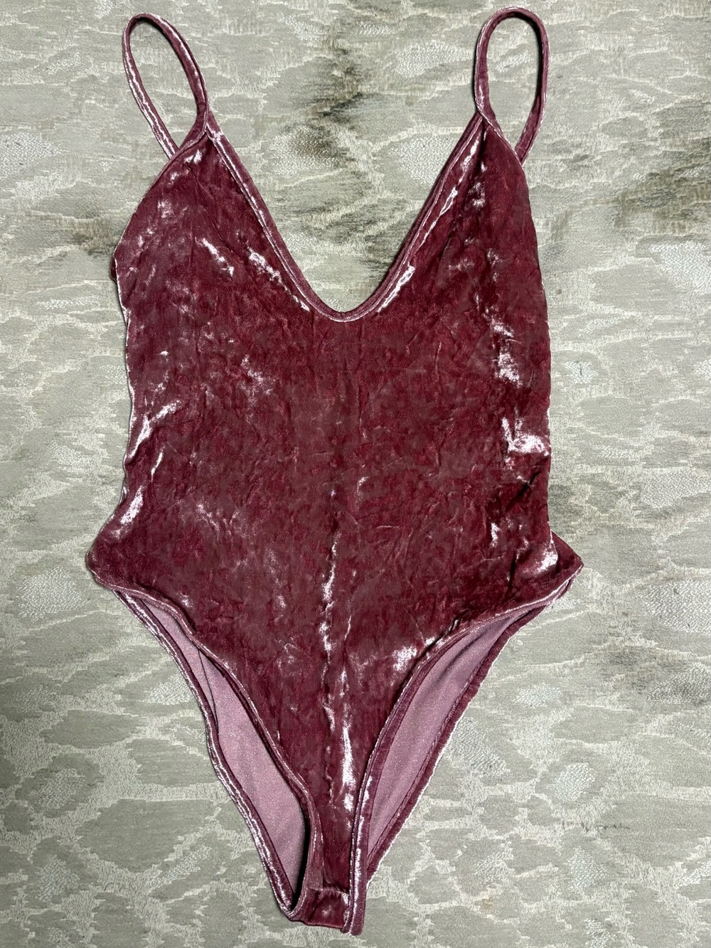 Velvet V-Neck Bodysuit - Burgundy
